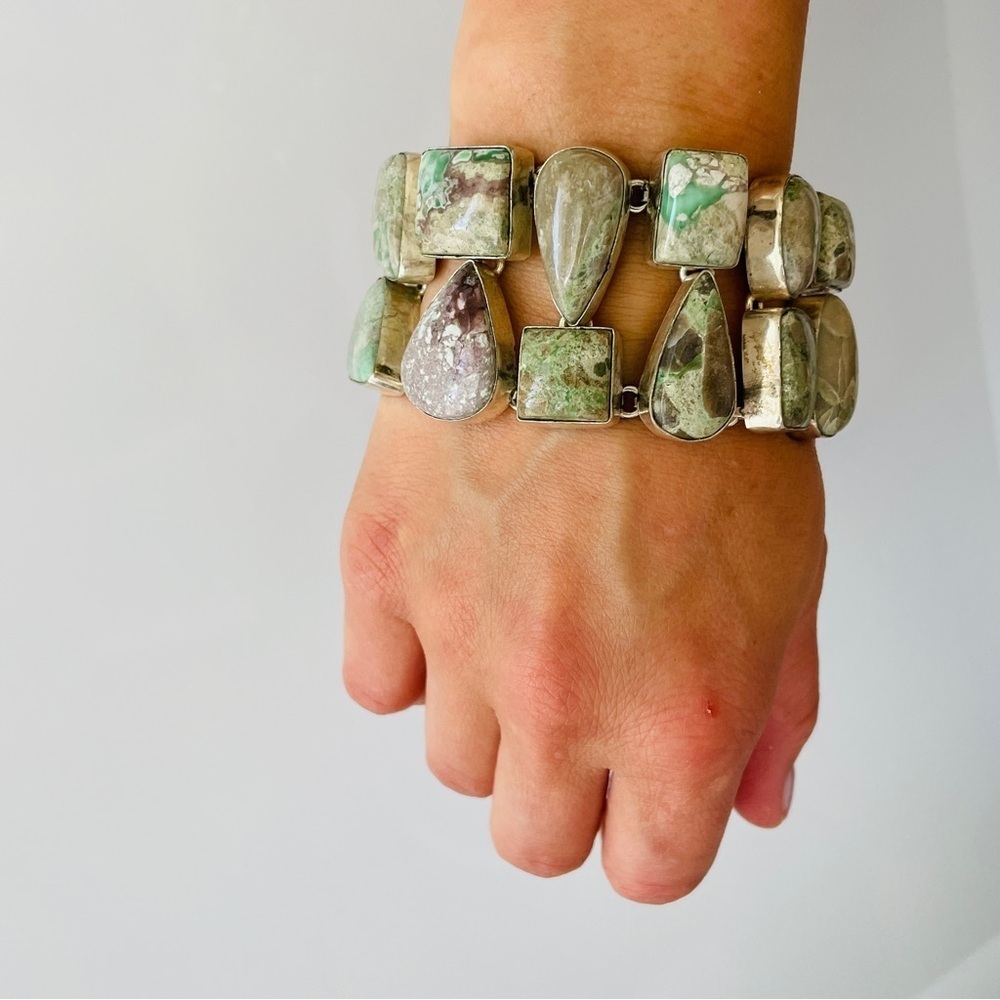MASSIVE VARISCITE AGATE STERLING SILVER HUGE DOUBLE ROW TOGGLE CLASP BRA… - Picture 2 of 11
